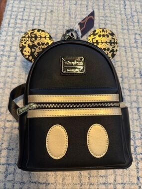 Loungefly Mini Backpack Pirates of the Caribbean